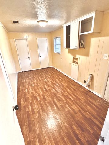 10344 County Road 2404, Tool, TX 75143