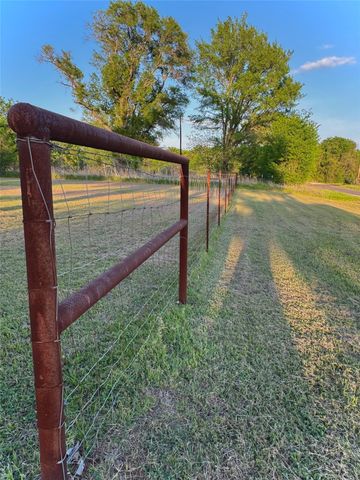 10344 County Road 2404, Tool, TX 75143