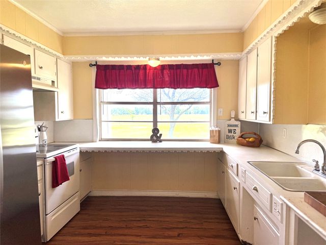 10344 County Road 2404, Tool, TX 75143