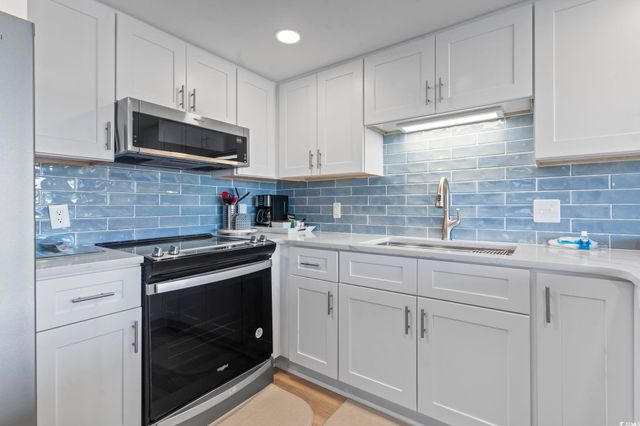 310 3rd Ave N Apt A2, Surfside Beach, SC 29575