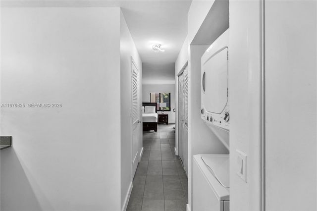 20841 San Simeon Way 205, Miami, FL 33179