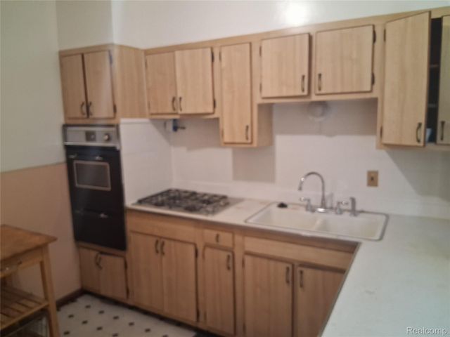 15774 MANOR, Detroit, MI 48238