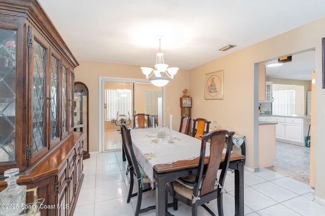 147 Emerson Drive NW, Palm Bay, FL 32907