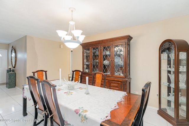 147 Emerson Drive NW, Palm Bay, FL 32907