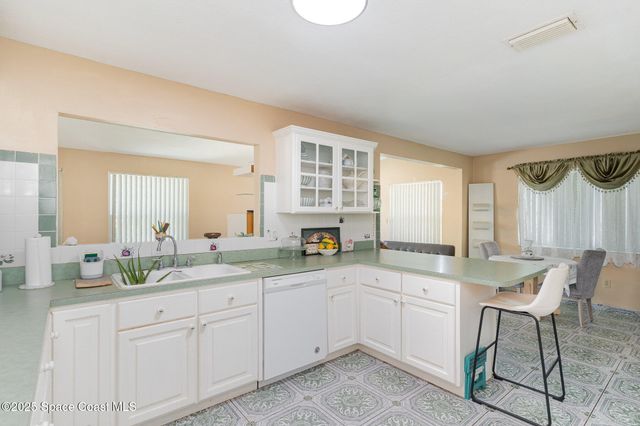 147 Emerson Drive NW, Palm Bay, FL 32907