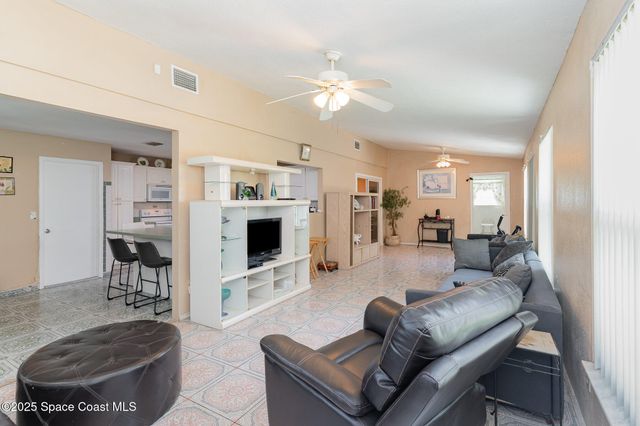 147 Emerson Drive NW, Palm Bay, FL 32907