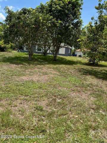 147 Emerson Drive NW, Palm Bay, FL 32907