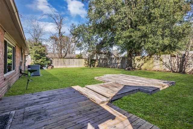 11862 Morning Dew Lane, Houston, TX 77067