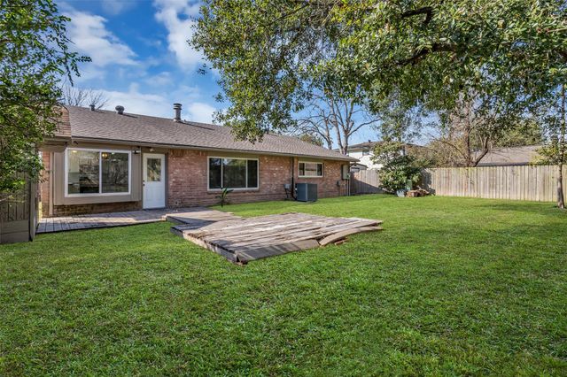 11862 Morning Dew Lane, Houston, TX 77067