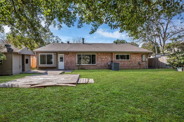 11862 Morning Dew Lane, Houston, TX 77067