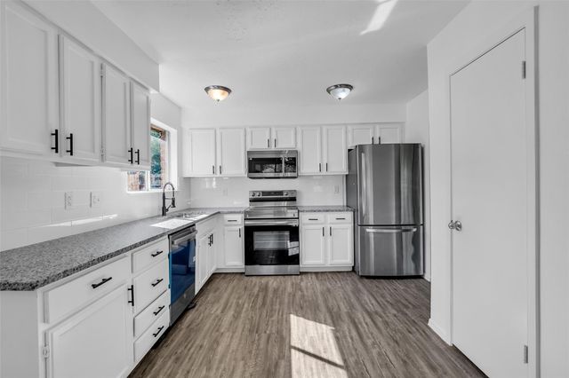 11862 Morning Dew Lane, Houston, TX 77067