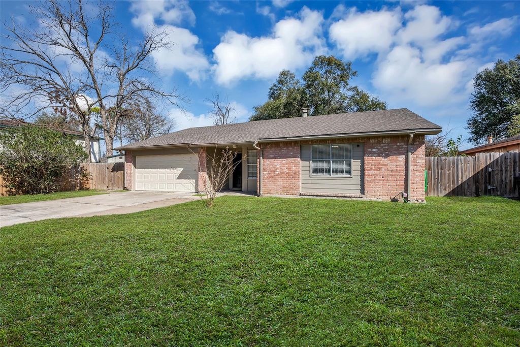 11862 Morning Dew Lane, Houston, TX 77067