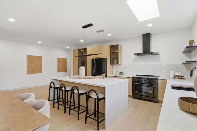1242 Cabrillo Avenue, Santa Clara, CA 95050