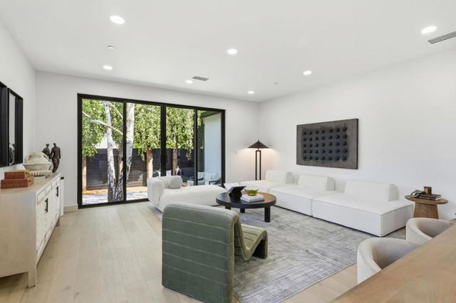 1242 Cabrillo Avenue, Santa Clara, CA 95050