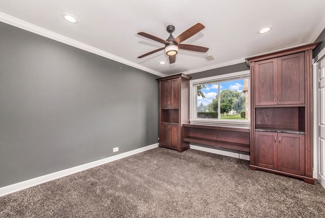 9461 BAY COLONY Drive 1S, Des Plaines, IL 60016