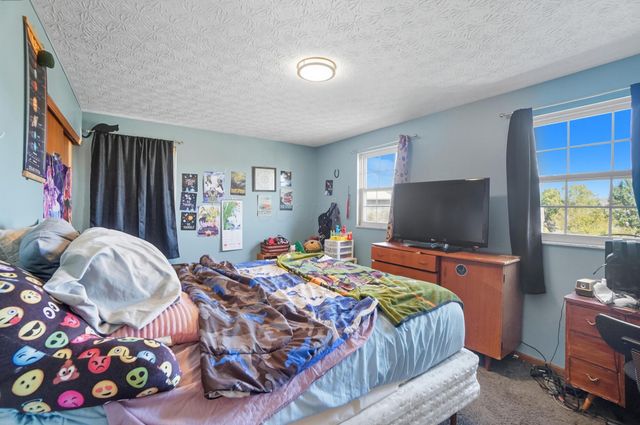 1070 Wilshire Court, London, OH 43140