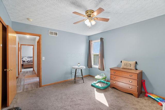 1070 Wilshire Court, London, OH 43140