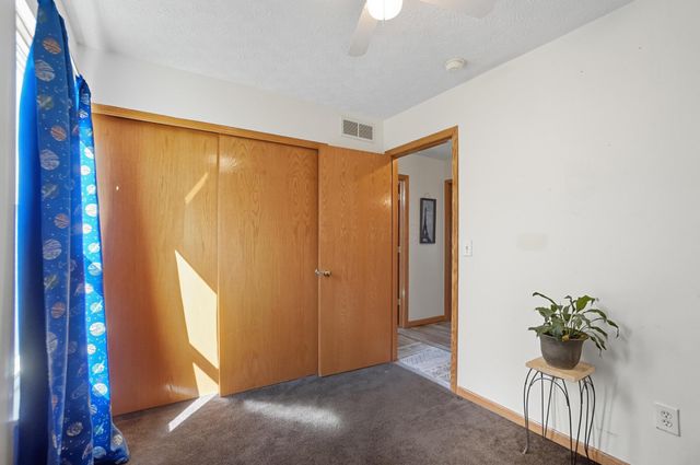 1070 Wilshire Court, London, OH 43140