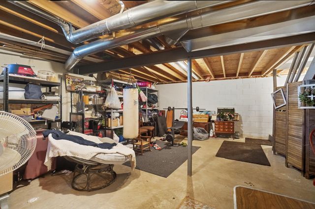 1070 Wilshire Court, London, OH 43140