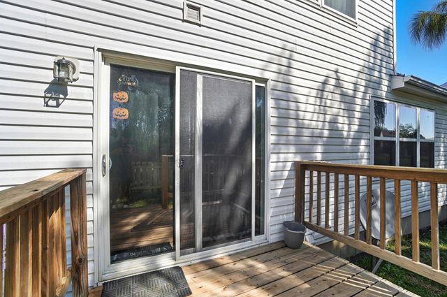 1070 Wilshire Court, London, OH 43140