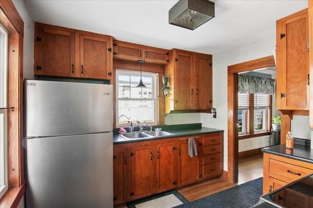 6 Fairview Street, Goffstown, NH 03102