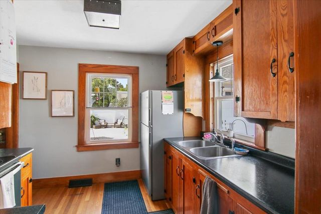 6 Fairview Street, Goffstown, NH 03102