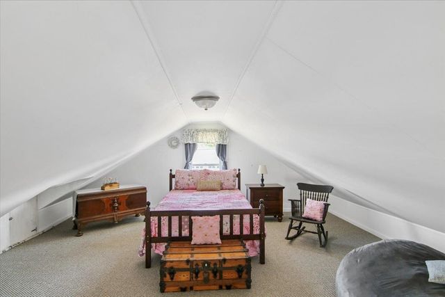 6 Fairview Street, Goffstown, NH 03102