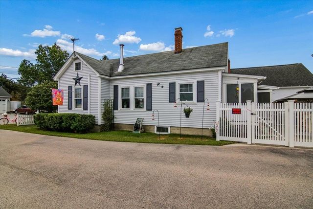 6 Fairview Street, Goffstown, NH 03102