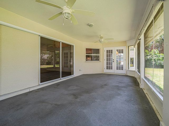 725 23rd Avenue, Vero Beach, FL 32962