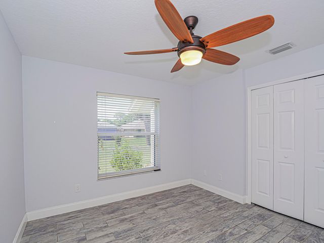 725 23rd Avenue, Vero Beach, FL 32962