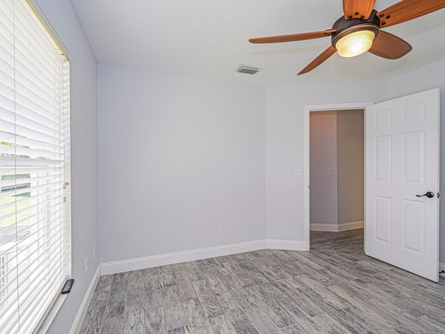 725 23rd Avenue, Vero Beach, FL 32962