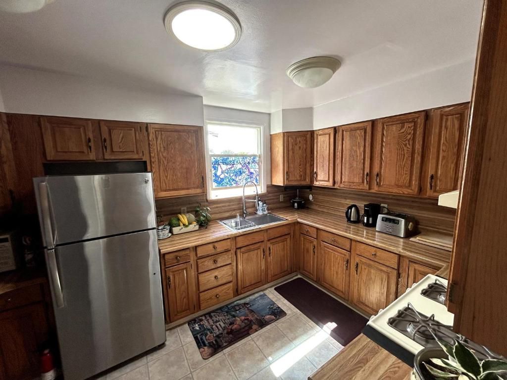 Image 17 of property listing at 3116 Nevin Avenue, Richmond, CA 94804