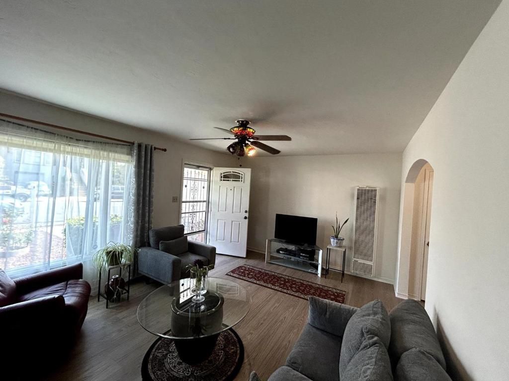 Image 5 of property listing at 3116 Nevin Avenue, Richmond, CA 94804