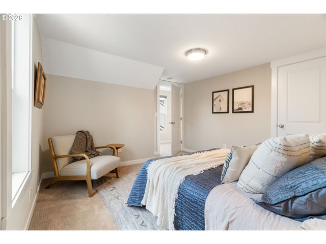7805 N HEREFORD Ave, Portland, OR 97203