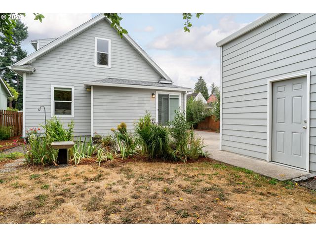 7805 N HEREFORD Ave, Portland, OR 97203
