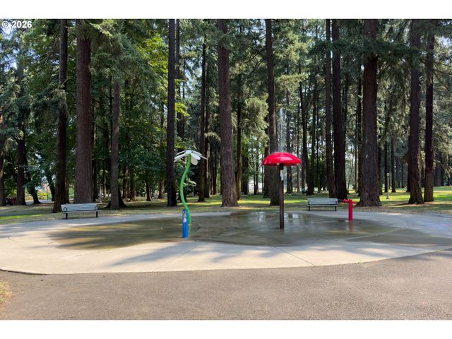 7805 N HEREFORD Ave, Portland, OR 97203