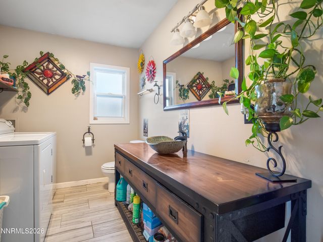 136 Palmer Way, Topaz, CA 96133