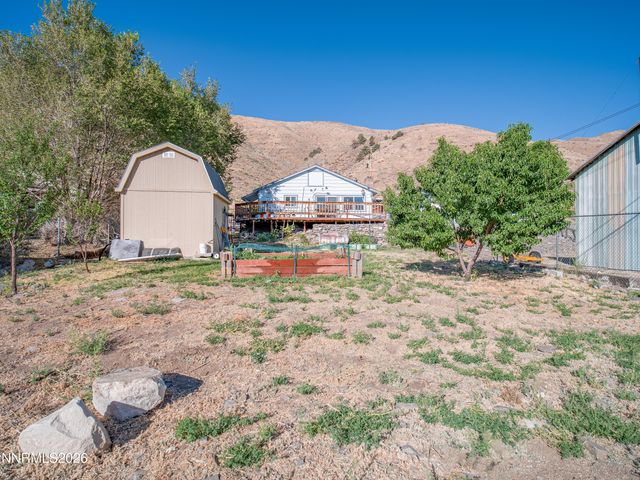 136 Palmer Way, Topaz, CA 96133