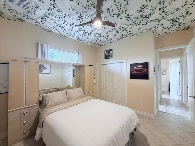 324 SANTURCE AVENUE, North Port, FL 34287