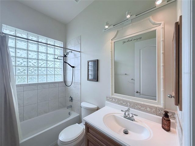 324 SANTURCE AVENUE, North Port, FL 34287