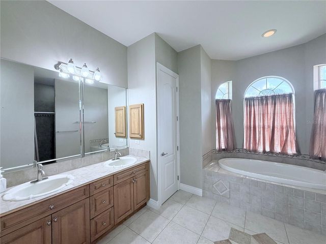 324 SANTURCE AVENUE, North Port, FL 34287