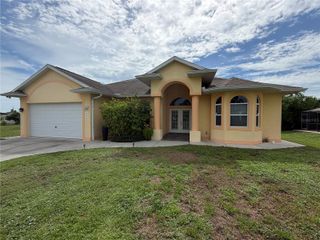 324 SANTURCE AVENUE, North Port, FL 34287