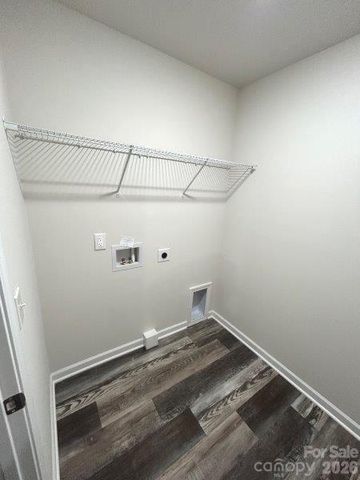 5155 Mark Drive NE, Hickory, NC 28601