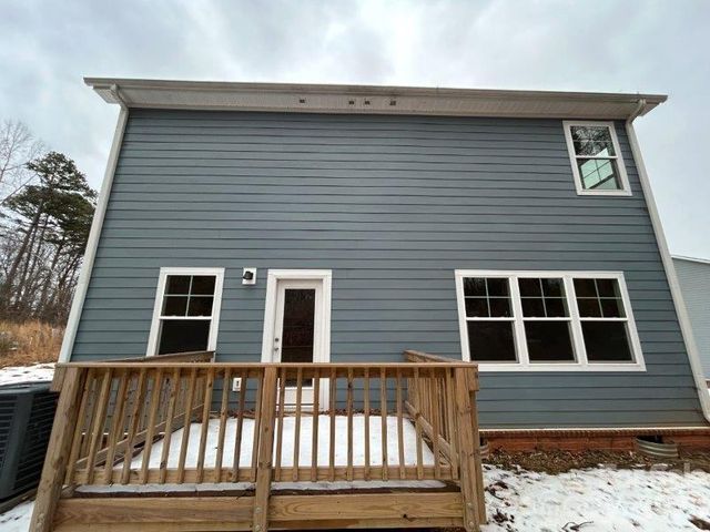 5155 Mark Drive NE, Hickory, NC 28601