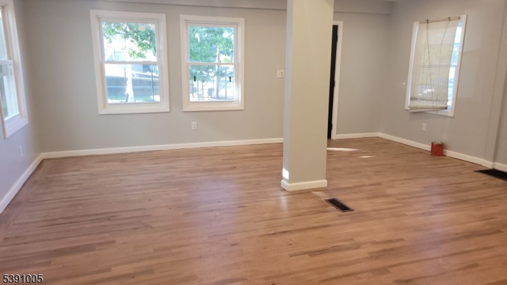 94 Sanford St, East Orange City, NJ 07018 — photo 3