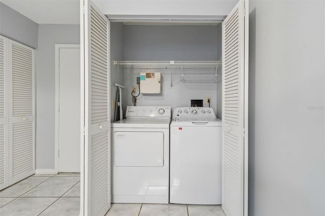 6320 GRAND BAHAMA CIRCLE 6320, Tampa, FL 33615