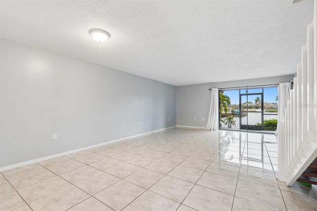 6320 GRAND BAHAMA CIRCLE 6320, Tampa, FL 33615