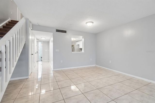 6320 GRAND BAHAMA CIRCLE 6320, Tampa, FL 33615