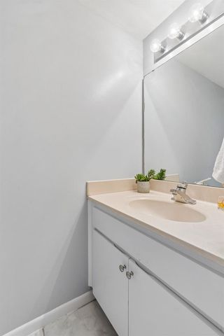 6320 GRAND BAHAMA CIRCLE 6320, Tampa, FL 33615