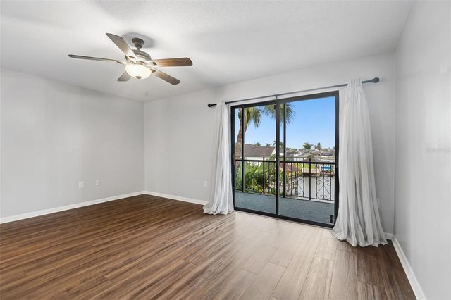 6320 GRAND BAHAMA CIRCLE 6320, Tampa, FL 33615